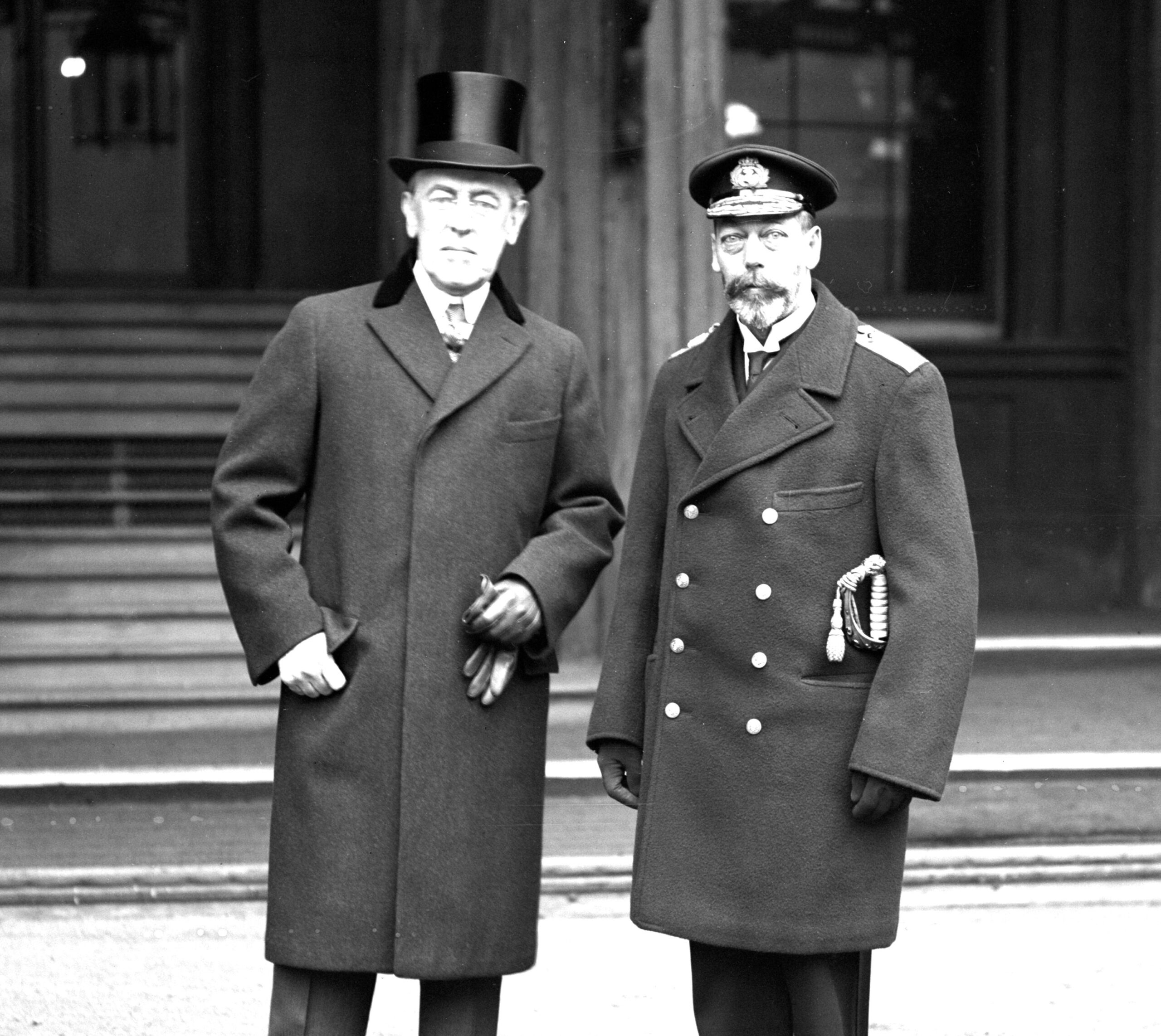 Photo of Woodrow Wilson and King George V at Buckingham Palace.