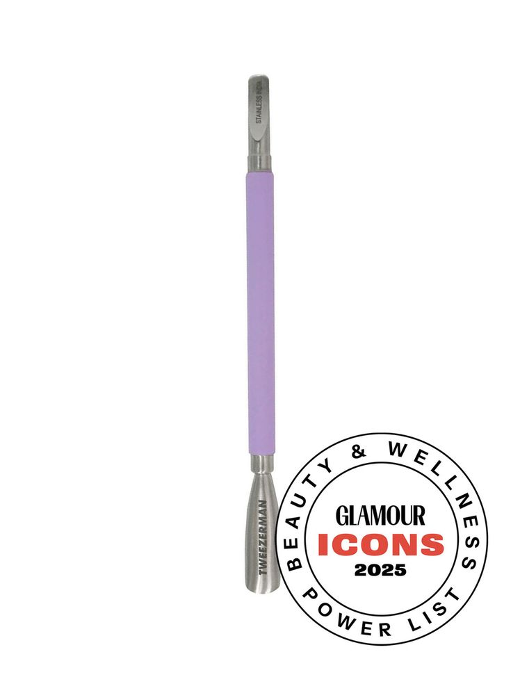 Image may contain: Brush, Device, Tool, Cutlery, Fork, Baton, Stick, and Smoke Pipe