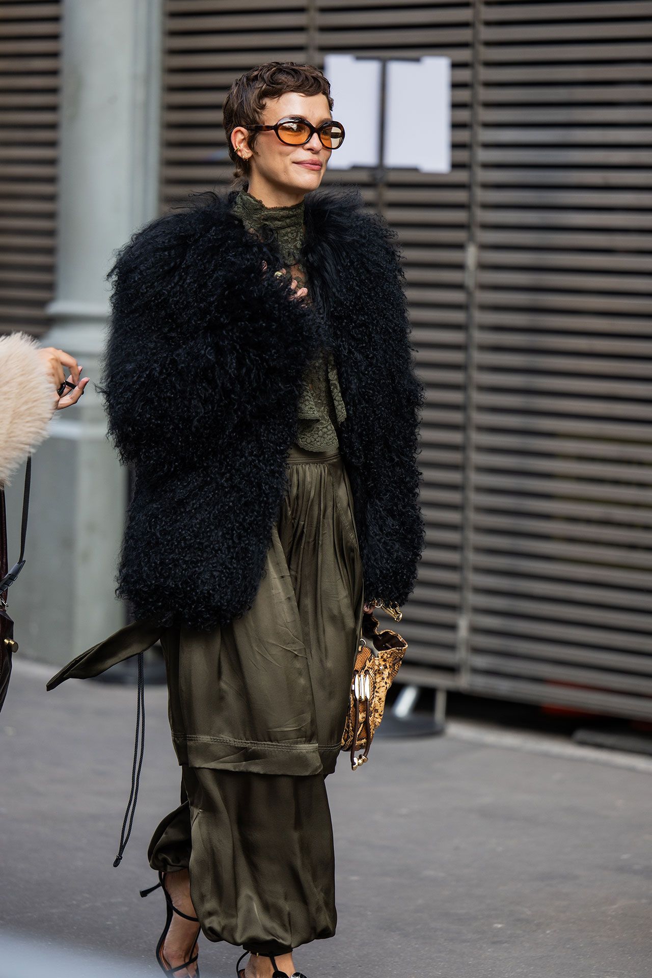 How to wear skirts in winter for 2025