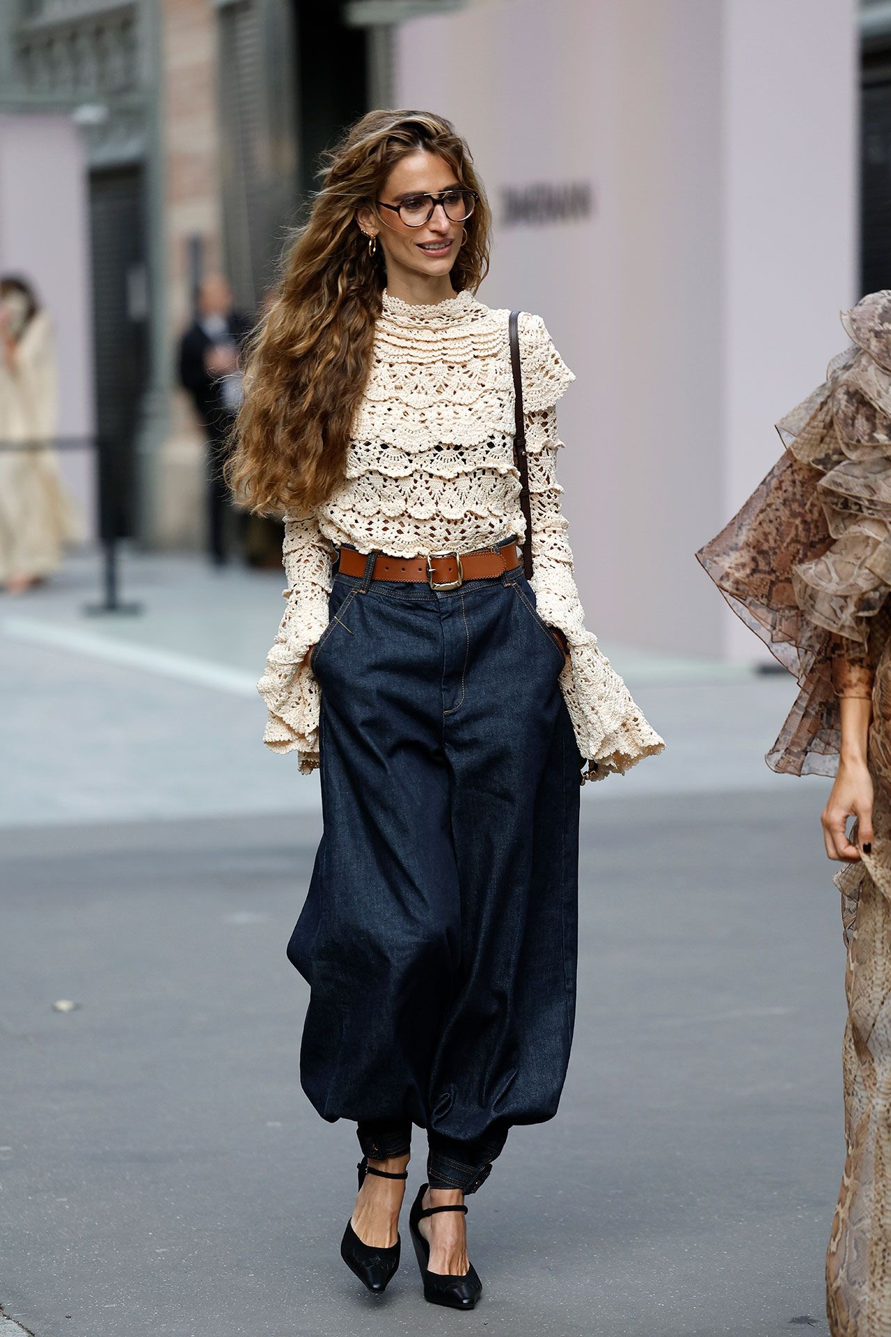 Here's How to Style Baggy Trousers At Any Price Point