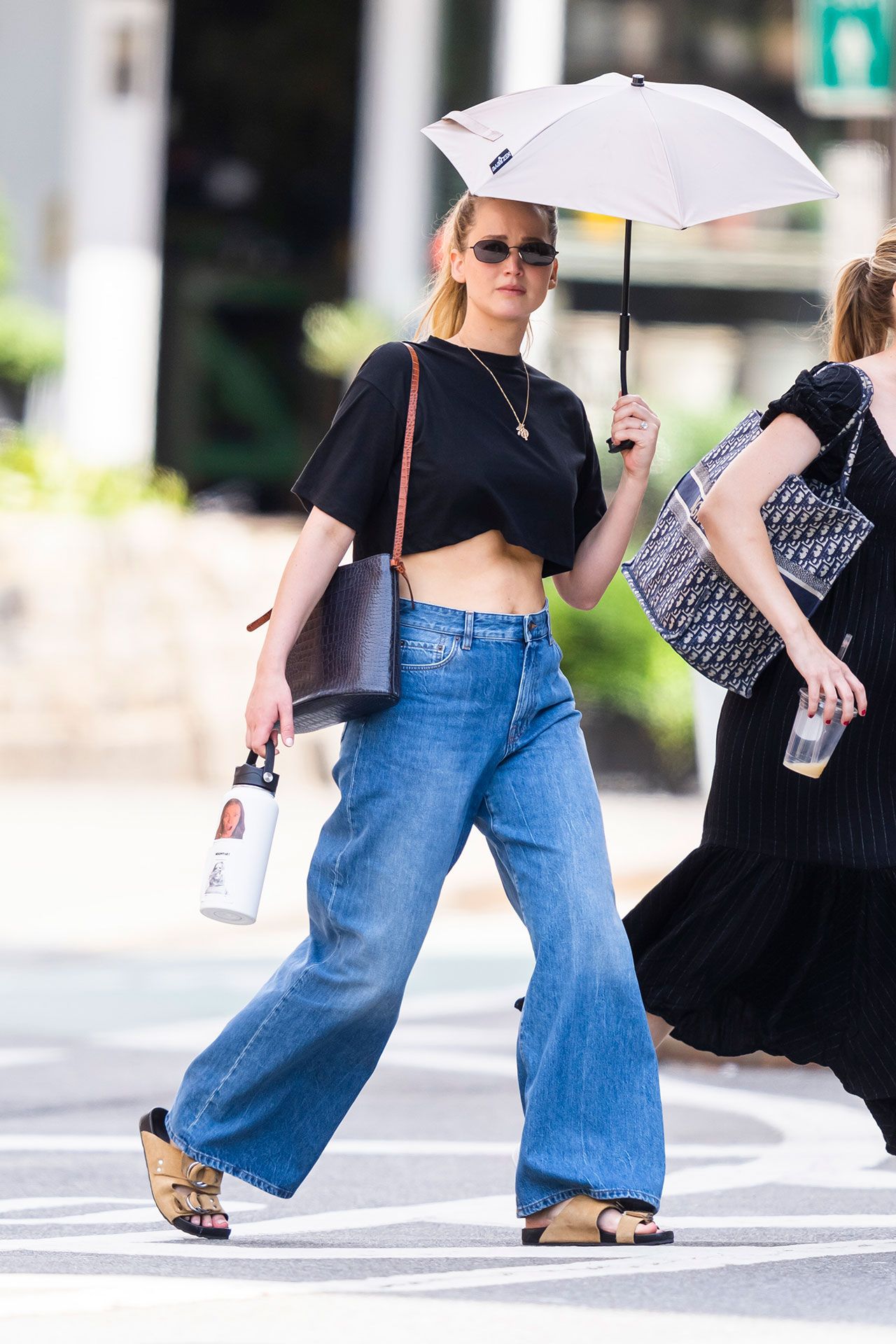 Jennifer Lawrence Ditches Baggy Jeans for Dakota Johnsons GoTo Skinny Style