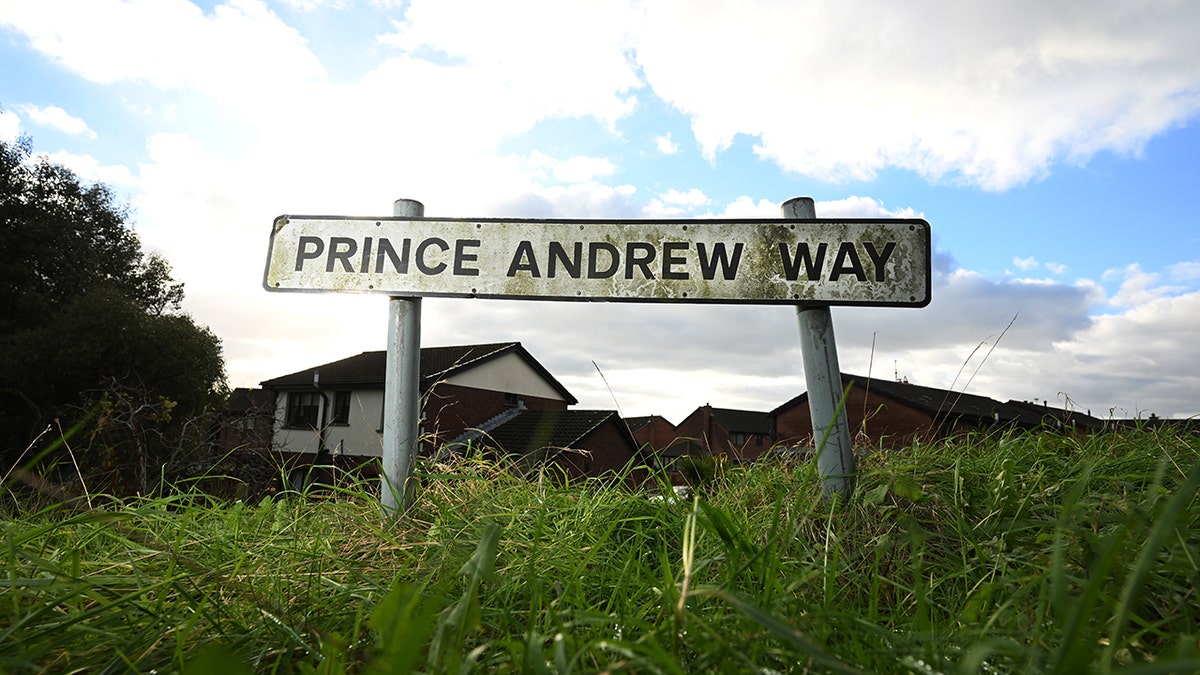 A sign of Prince Andrew Way.