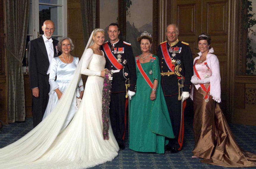 Newlyweds Crown Prince Haakon and Crown Princess Mette-Marit pose for a photograph at the royal castle in Oslo, Norway.